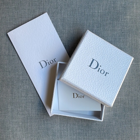 Christian Dior Small Gift Box - Picture 8 of 8